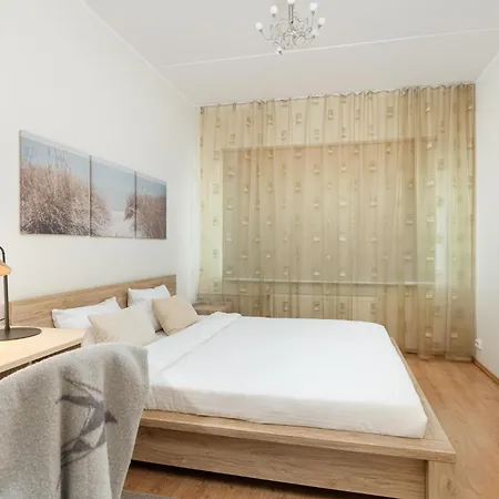 Cosy Next To Kadriorg Park Apartment