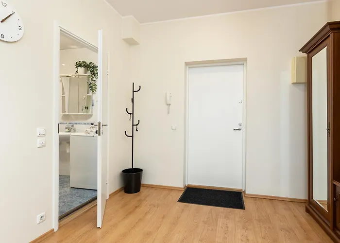 Cosy Next To Kadriorg Park *